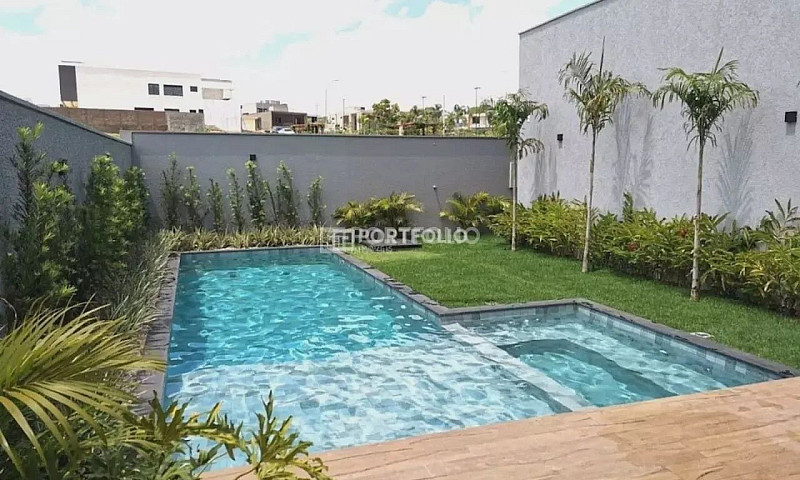 Casa Térrea De 4 Suí...