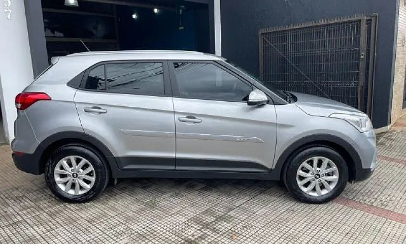 Hyundai Creta Action...