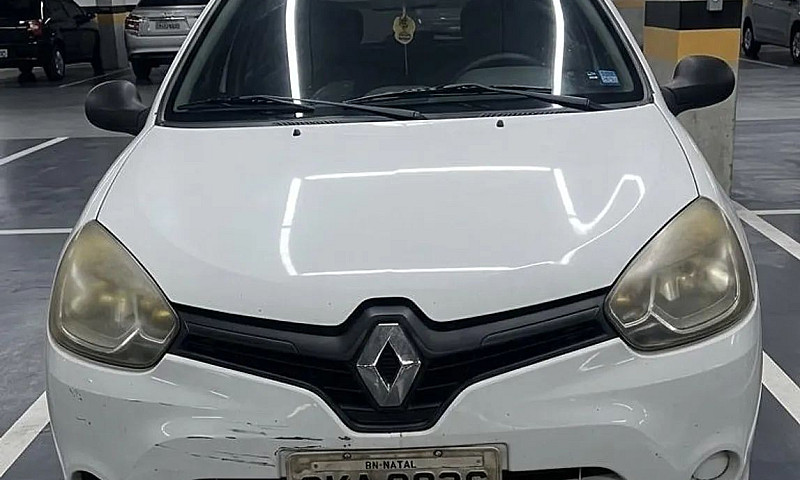 Renault Clio Authent...