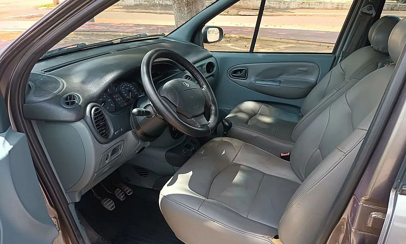 Renault Scenic Rxe 2...
