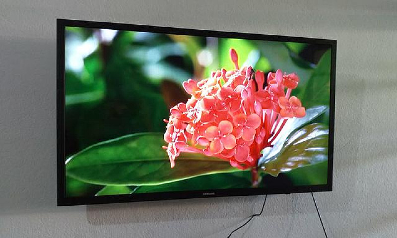 Vendo Smart Tv 32 Po...