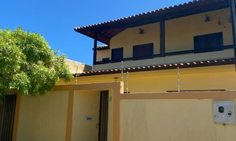 Casa 4/4 Sendo 3 Suí...