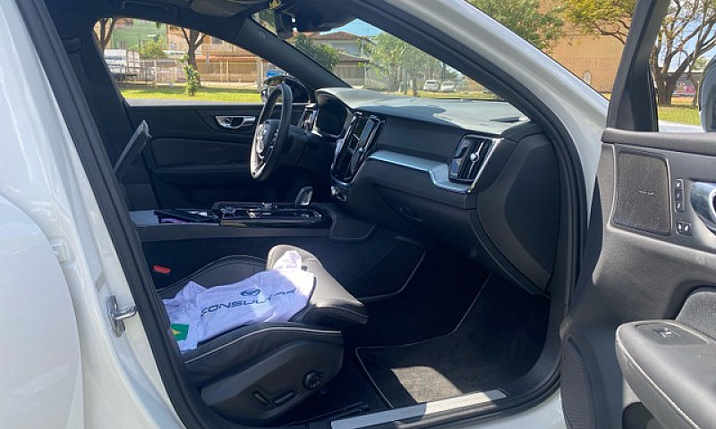 Volvo S60 T8 Elétric...
