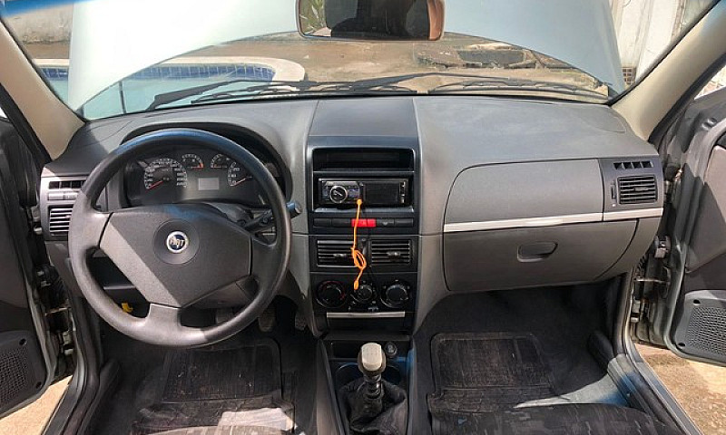 Fiat Palio 2004...