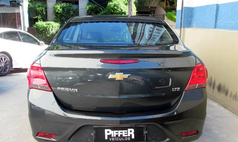 Chevrolet Prisma Ltz...