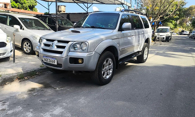Pajero Sport 4X4 Die...