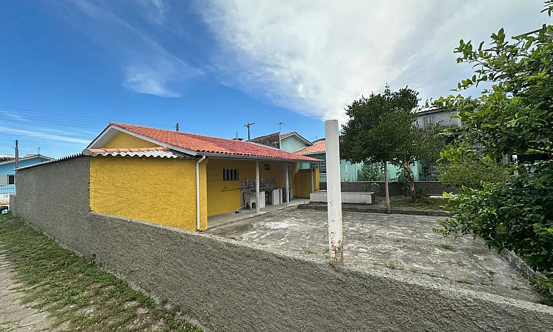 Casa À Venda Em Ótim...