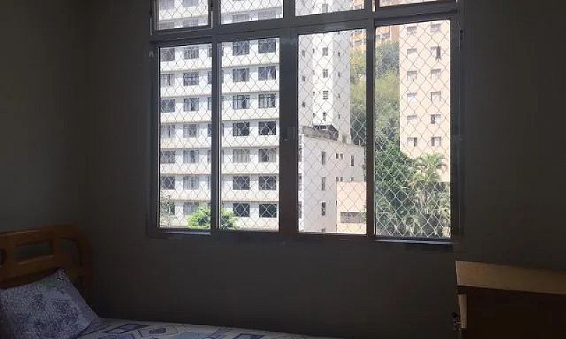 Apto Localizado Há 3...