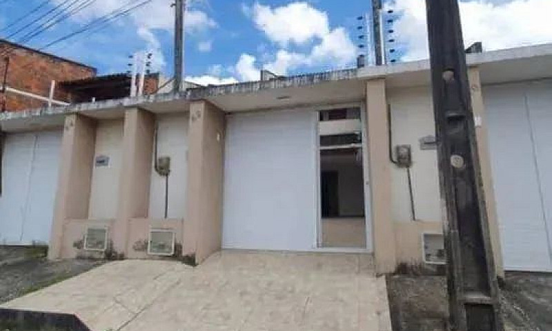 Casa Com 3 Dormitóri...