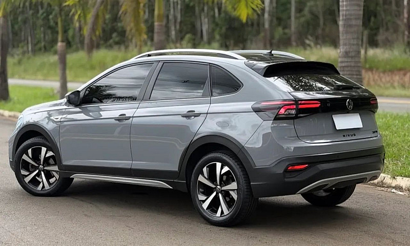 Volkswagen Nivus Hig...