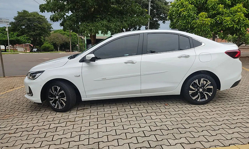 Chevrolet Onix Sedan...