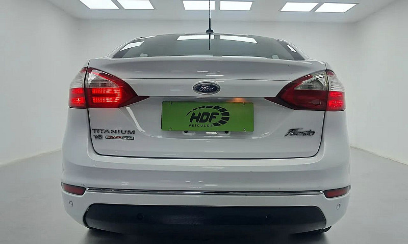 Ford Fiesta Sed. Ti....