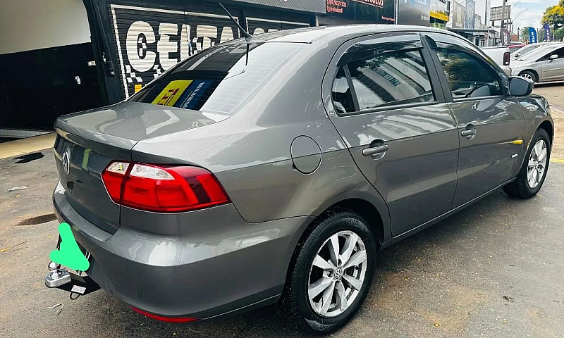 Volkswagen Voyage Co...