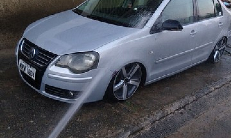 Polo Sedan ...
