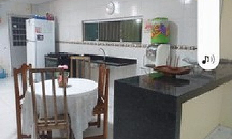 Alugo Casa Com Pisci...