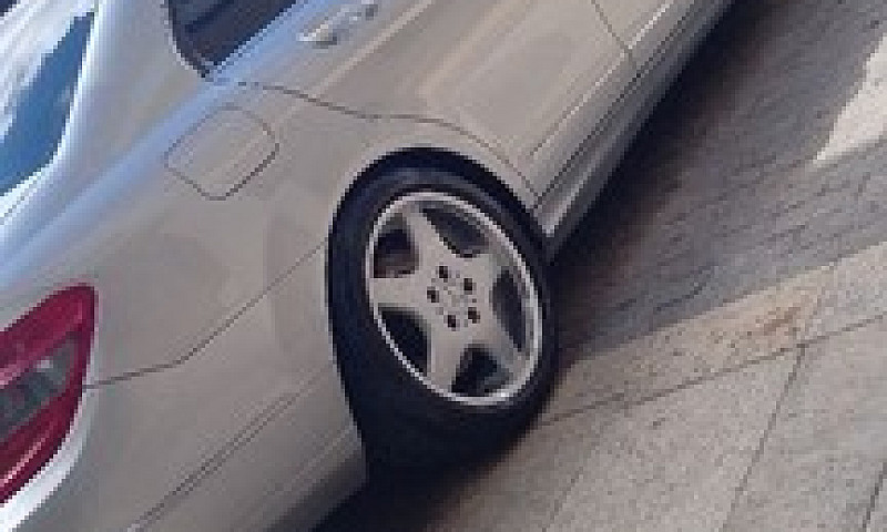 Mercedes Benz C200 1...