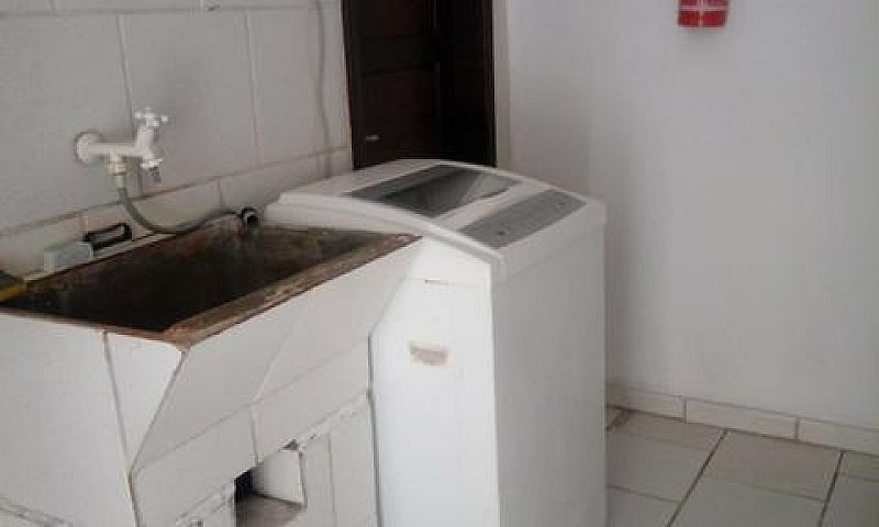 Suíte Mobiliada Capã...