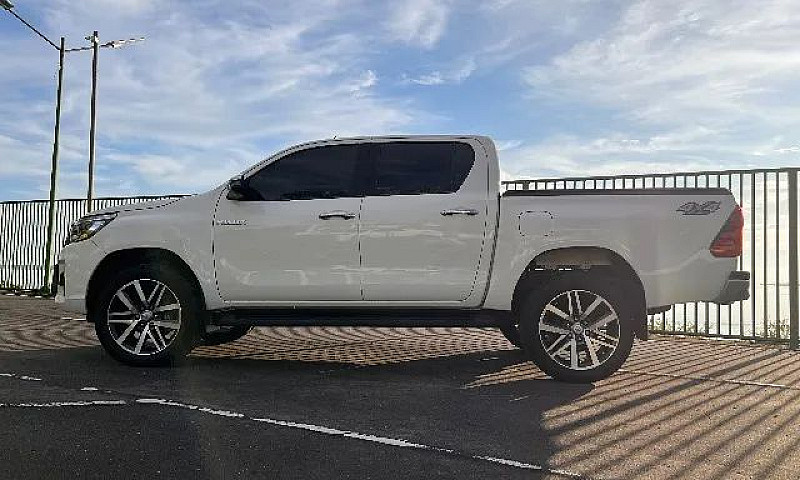 Hilux Sr 4X4 Diesel ...