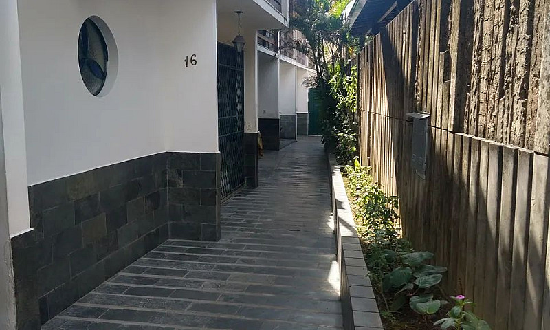 Casa Geminada Para A...