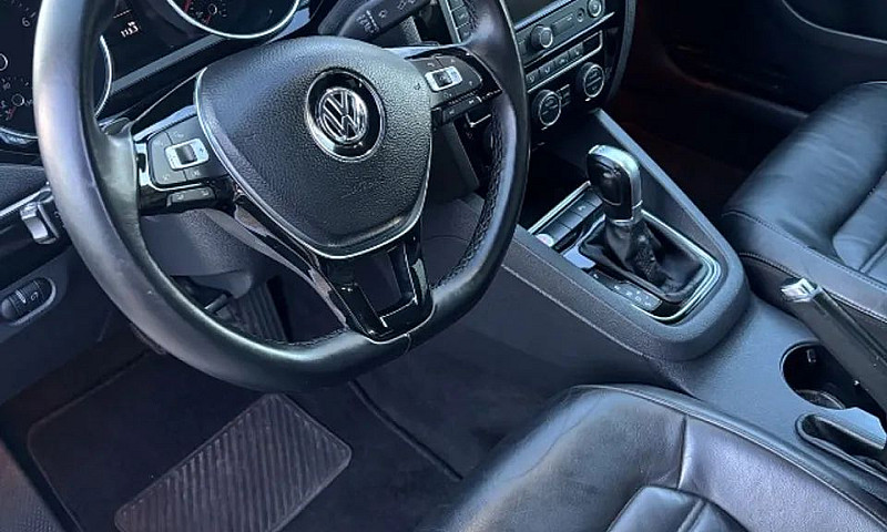 Jetta Highline 211Cv...