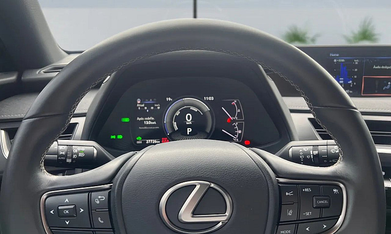 Lexus Ux-250H Dynami...