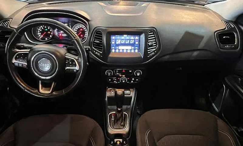 Jeep Compass Sport 2...