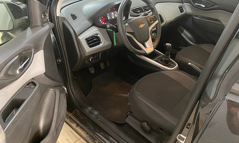 Chevrolet Onix Hatch...