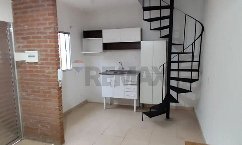 Casa Em Condomínio F...