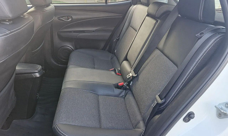 Toyota Yaris Xs 1.5 ...