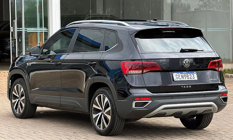 Volkswagen Taos High...