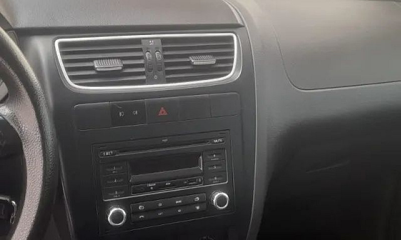 Volkswagen Fox 1.6 M...