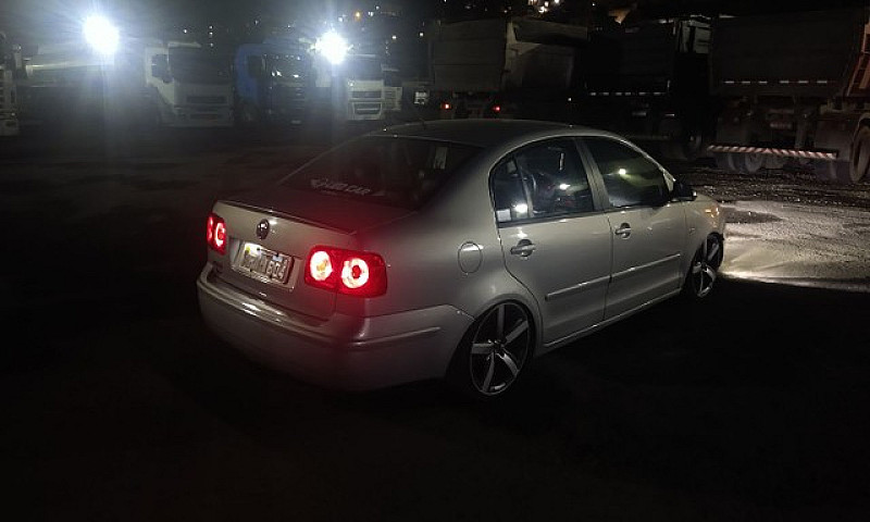 Polo Sedan ...