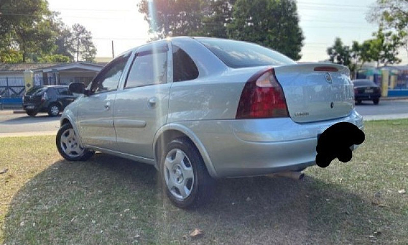 Corsa Sedan 2009 -2....