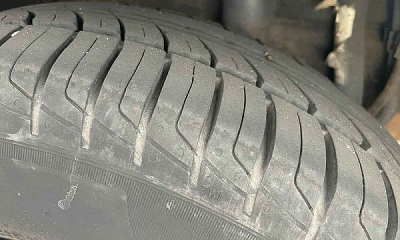 Ford Ka Baixo Km...