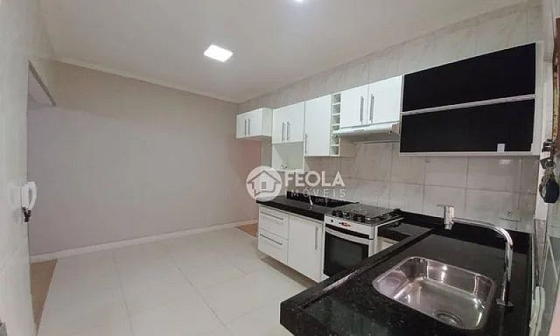 Casa Com 3 Dormitóri...