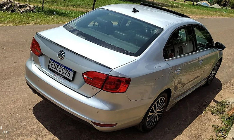 Volkswagen Jetta Hig...