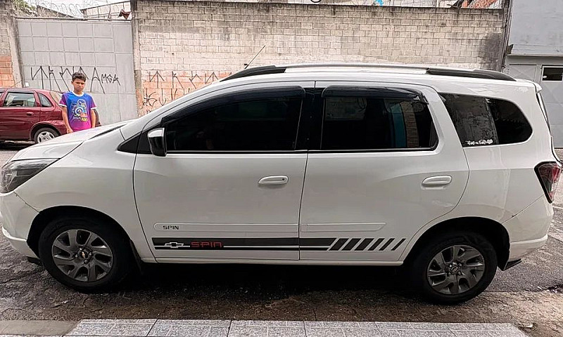 Chevrolet Spin Advan...