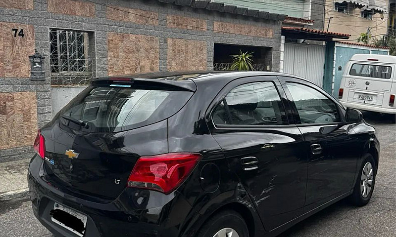 Chevrolet Onix Hatch...