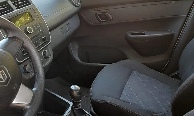 Renault Kwid Zen 1.0...