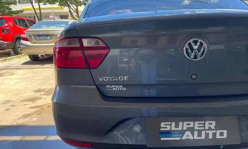 Volkswagen Voyage 1....
