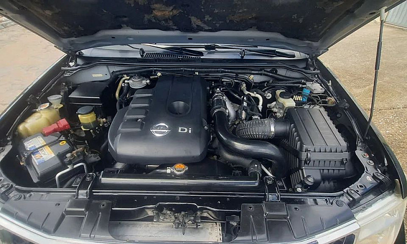 Nissan Frontier Se/S...