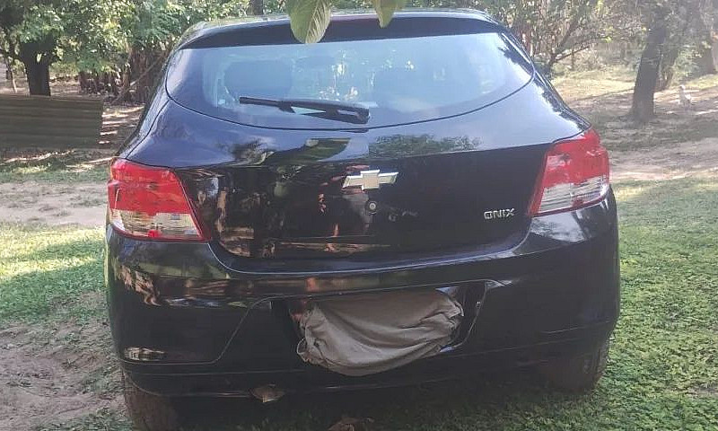 Chevrolet Onix Hatch...