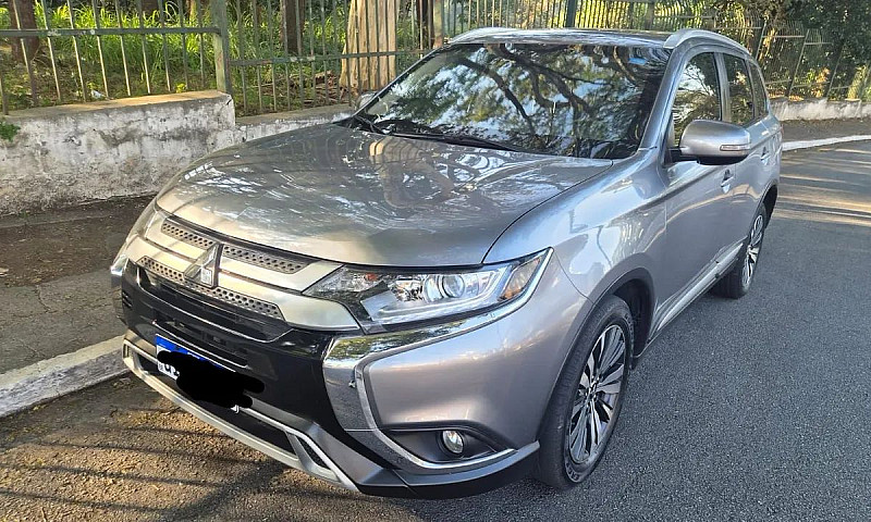 Mitsubishi Outlander...