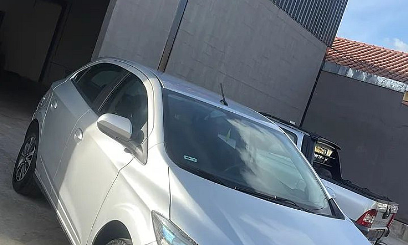Chevrolet Onix Hatch...