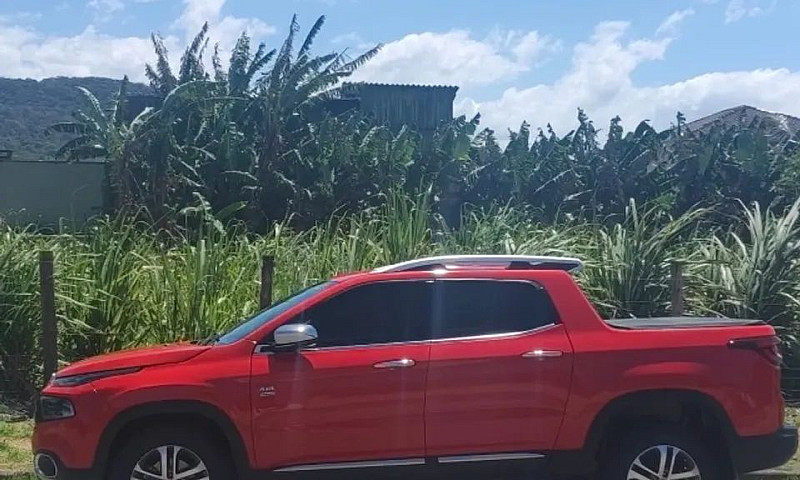 Fiat Toro Volcano 2....