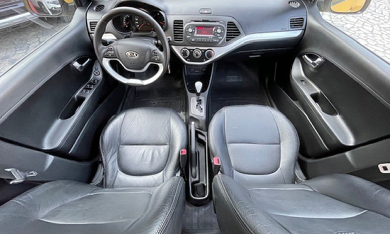 . Kia Picanto Ex 1.0...