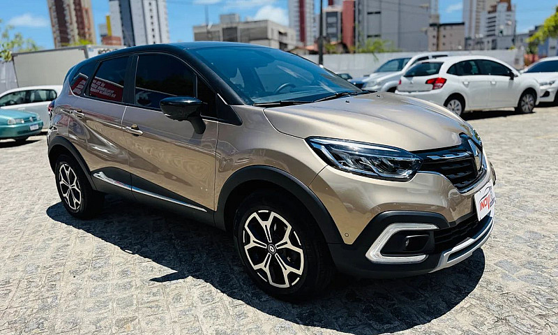 Captur Iconic 2022  ...