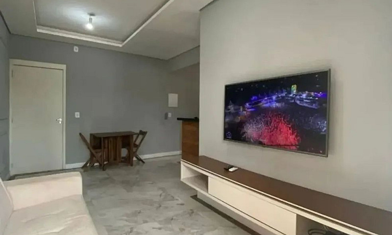 Aluga-Se Apartamento...