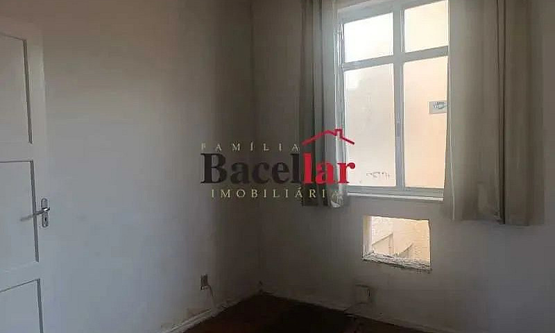 Apartamento : / Resi...