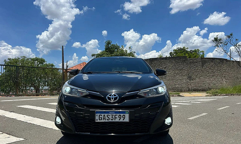 Toyota Yaris Xls 1.5...
